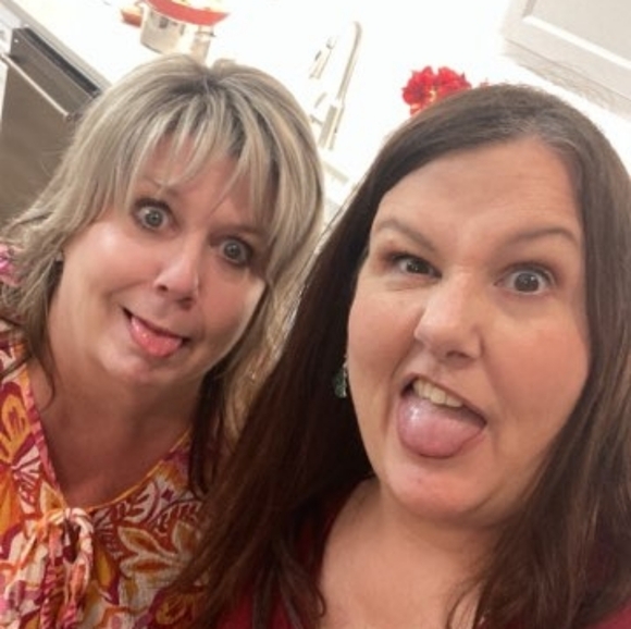 Meet your Posher, Jennifer - Picture 6 of 9